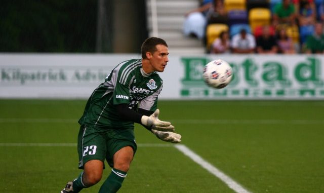 FC Edmonton ‘keeper John Smits made his first pro start on Saturday night against the Atlanta Silverbacks in Georgia. Smits and his teammates held the ‘Backs off the score sheet and came away with a 2-0 win.
